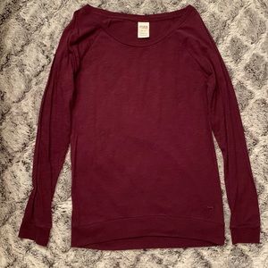 Plain Victoria’s Secret slouchy long sleeve tee